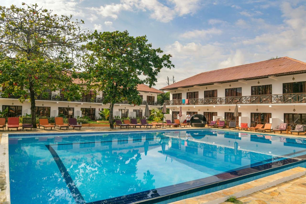 Amaan Beach Bungalows Нунгви Экстерьер фото